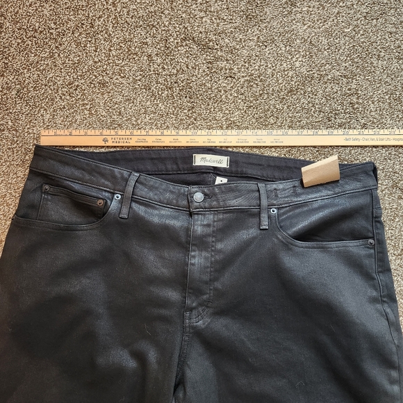 NWT Madewell Kick Out Crop Jeans True Black Wash Coated Edition Size 22W - Picture 6 of 8